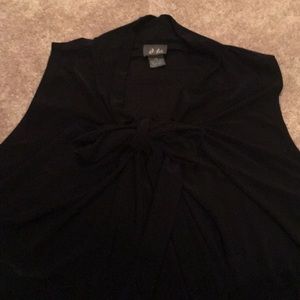 Dots Plus Size Tie neck Tank!